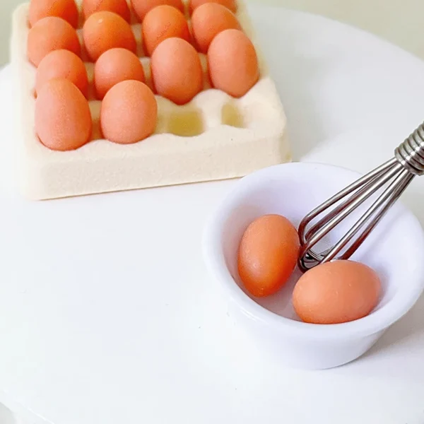 Miniature Egg with Egg Trays Bowl Whisk 1:12 - Image 3
