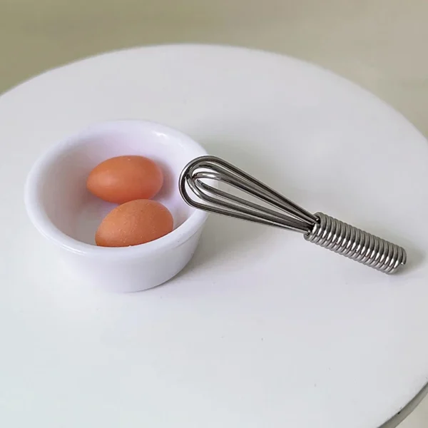 Miniature Egg with Egg Trays Bowl Whisk 1:12 - Image 5